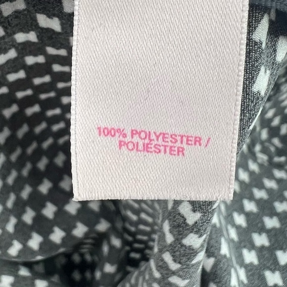 Victoria's Secret Black White Geometric Print Satin Robe Size Small Women’s - Picture 5 of 6